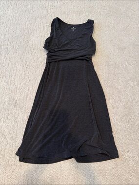 Athleta Charcoal Sleeveless V-Neck Midi Dress